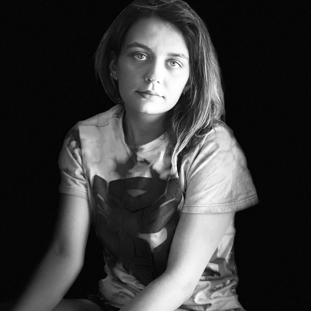 Meet your Posher, Yana